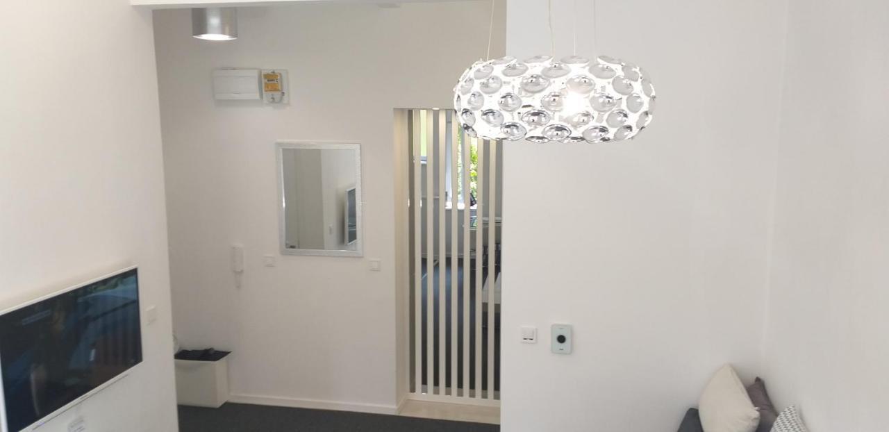 Luxurios And Historic Apartment "Shine" - Right On The Main Square Zagreb Extérieur photo